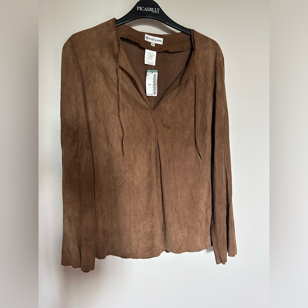 Brand new Gerard Darel 100 % goat suede size small